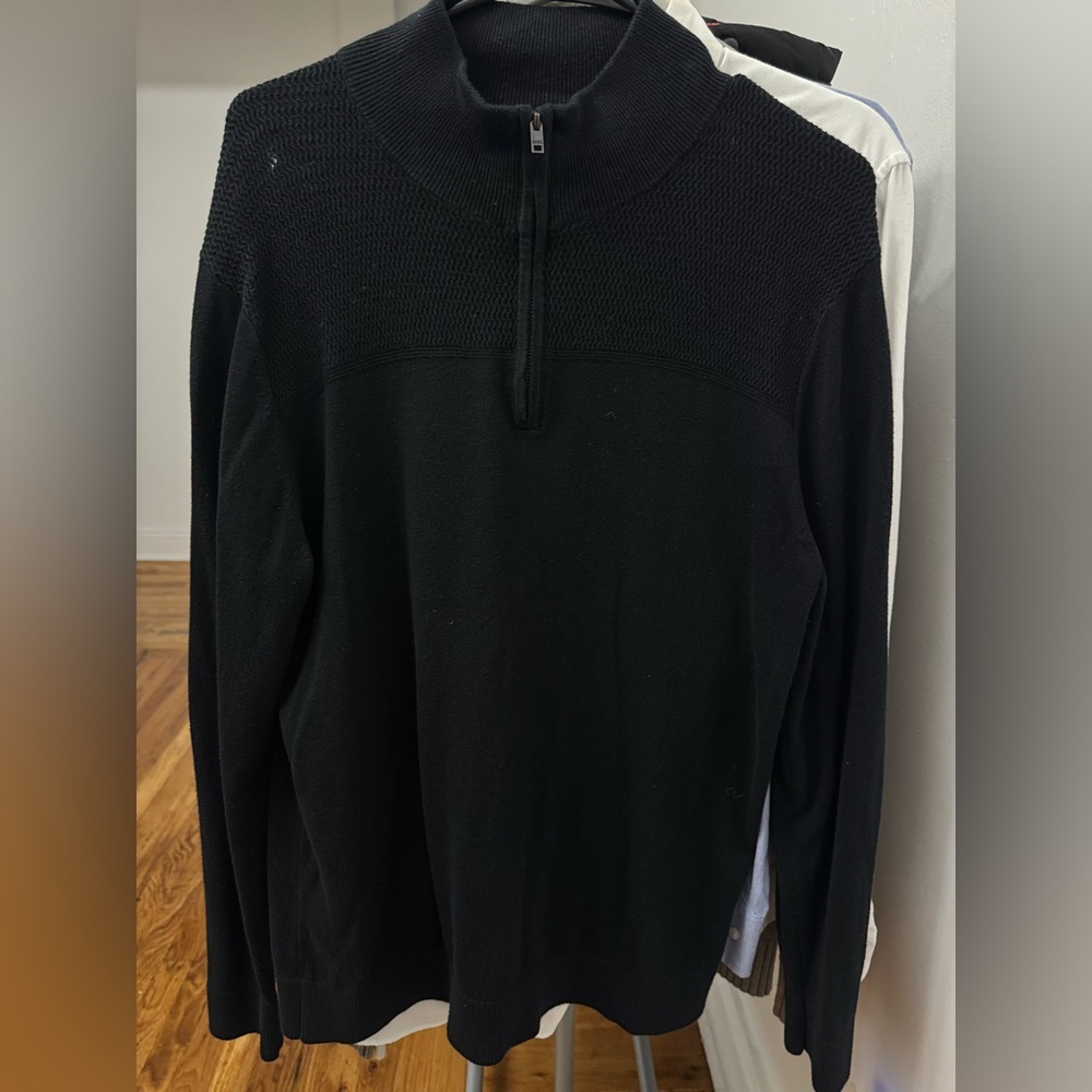 Banana Republic Men's Black Zip-Up Sweater